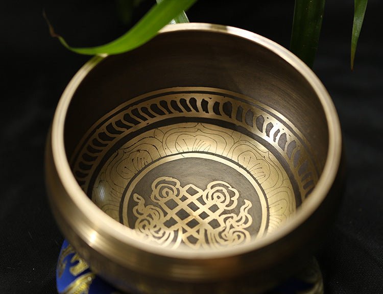 Auspicious Knot Singing Bowl - Nalo Healing